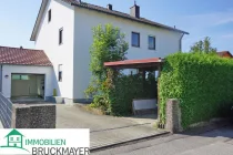 Haus, Garage und Carport