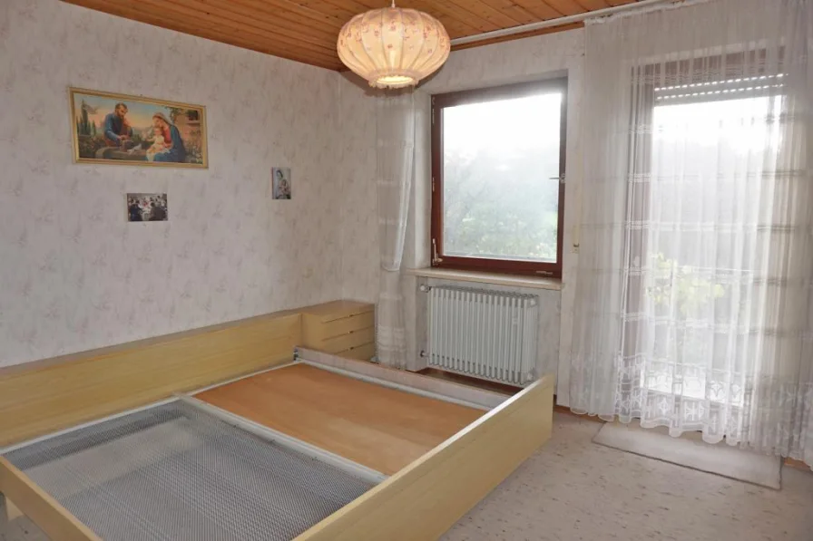 Schlafzimmer oder Kinderzimmer OG