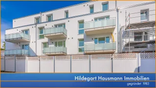 Bild der Immobilie: Hochwertiger Erstbezug über zwei Wohnebenen in Niedrigenergiehaus (KfW40) in Norderstedt-Harksheide Süd