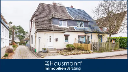Hausansicht - Haus kaufen in Hamburg - Familienidylle in schöner Wohnlage in Hamburg-Iserbrook!