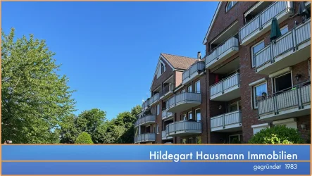 Hausansicht - Wohnung mieten in Hamburg - Mit vollen Zügen genießen in Hamburg-Eidelstedt