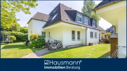 Hausansicht - Wohnung kaufen in Hamburg - Blickfang mit hochwertigem Wohnkomfort in Hamburg-Schnelsen!