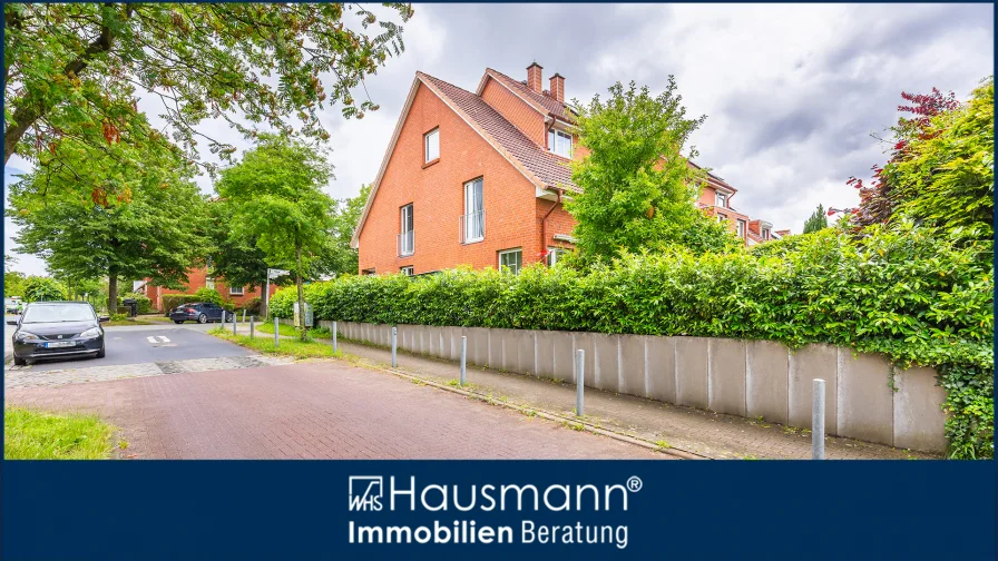 Hausansicht - Haus kaufen in Norderstedt - Attraktives, vermietetes Endreihenhaus in Norderstedt-Mitte!