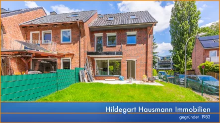 Hausansicht - Haus mieten in Hamburg - Modernisierter Wohntraum mit bester Infrastruktur in Hamburg-Langenhorn!