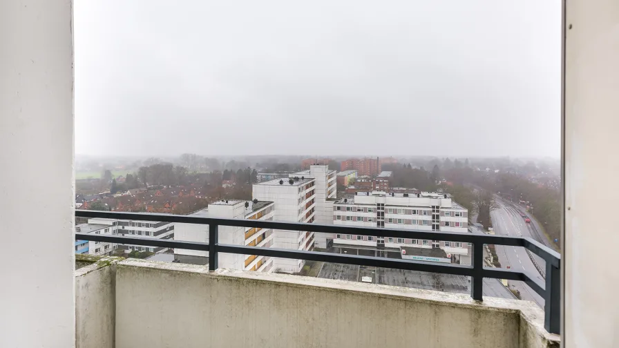 Balkon und Ausblick