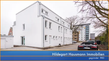 Titelbild - Haus mieten in Norderstedt - Moderner Wohnflair in grüner Wohnlage in Norderstedt-Harksheide