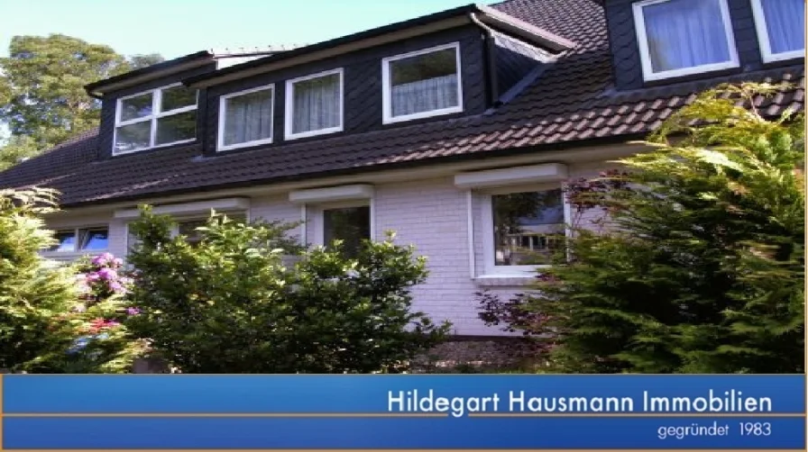 Hausansicht - Wohnung mieten in Hamburg - Idyllische Wohnlage in Hamburg-Niendorf!