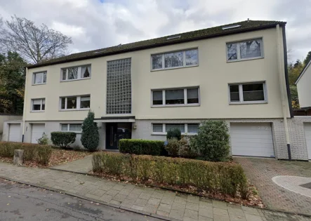 Hausansicht - Wohnung kaufen in Mülheim an der Ruhr - Gepflegte 1-Zi.-EG-Wohnung mit großer Terrasse in bevorzugter Lage von Winkhausen