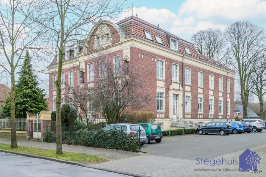 Hausansicht - Wohnung kaufen in Gronau (Westfalen) / Epe - ***STEGEHUIS GMBH*** Eigentumswohnung für junge Paare oder eine junge Familie in Zentrum nahe von Epe