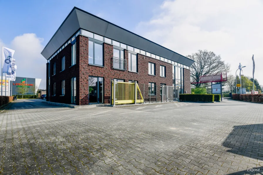 Gebäude Ansicht - Büro/Praxis mieten in Gronau (Westfalen) - ***STEGEHUIS GMBH*** Representative Aufstellungsraum / Büroflache im A1 Lage von Gronau. VERMIETET!!!