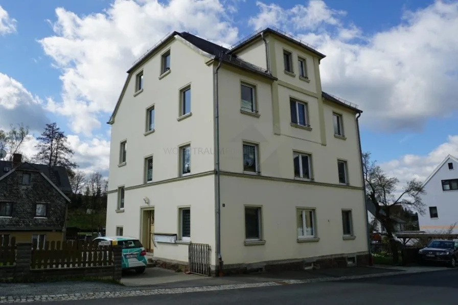 Außenansicht - Wohnung mieten in Mohlsdorf / Teichwolframsdorf - 2-Zimmer-Wohnung mit großer Wohnküche und Vorratsraum