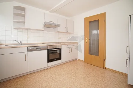 Küche mit Einbauküche - Wohnung mieten in Chemnitz - !! Wohnen am Küchwald !! Moderne 2-Zimmer-Wohnung mit Einbauküche und Tageslichtbad