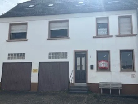 VA o - Haus kaufen in Eppelborn - VERKAUFT !!! Handwerkerhaus: geräumiges Einf.-Haus in Eppelborn-Dirmingen