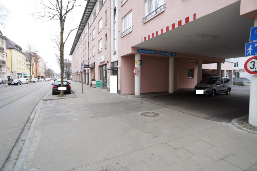 Augsburger Straße Pfersee - Garage/Stellplatz kaufen in Augsburg / Pfersee - Tiefgaragenstellplatz in Pfersee zu verkaufen 1 von 9 Duplexparkern. Auch im Paket zu verkaufen!