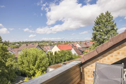 Aussicht - Wohnung kaufen in Schweinfurt - Maisonettewohnung mit Dachterrasse und grandioser Fernsicht in begehrter Lage von Schweinfurt