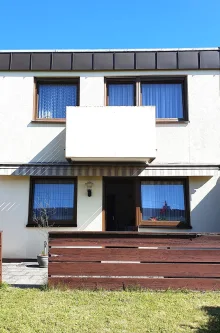 Ansicht - Haus kaufen in Bayreuth - Gemütliches Reihenmittelhaus im Hussengut in Bayreuth