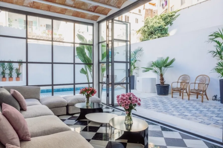  - Haus kaufen in Palma de Mallorca - Mallorca Neues, renoviertes Stadthaus mit privatem Pool in Palma zu verkaufen