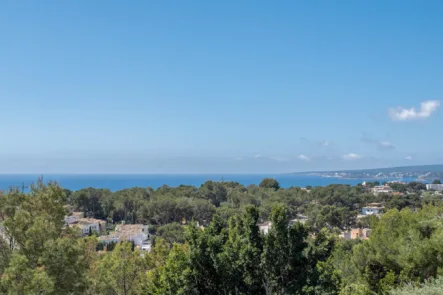  - Haus kaufen in Calvià / Bendinat - Villa in Bendinat mit Pool und beeindruckendem Blick auf die Bucht von Palma zu verkaufen