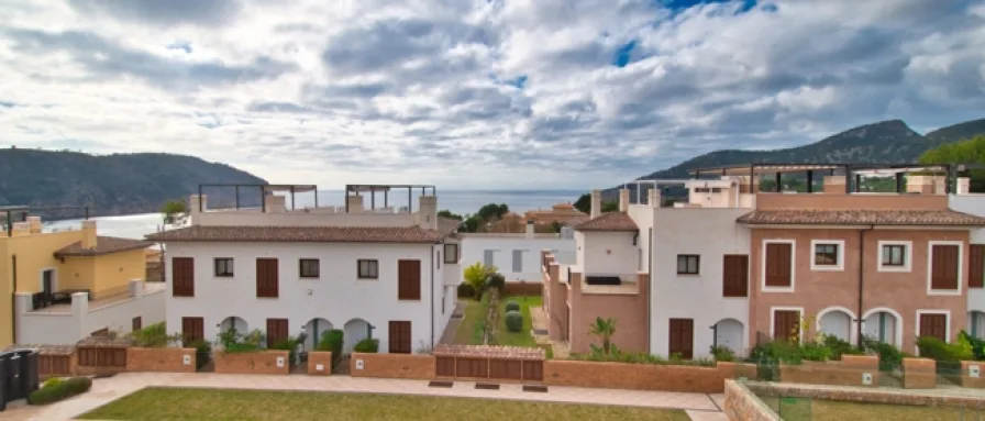  - Haus kaufen in Andratx / Urbanització Es Camp de Mar - Mallorca modernes Reiheneckhaus mit Garten in Camp de Mar zu verkaufen