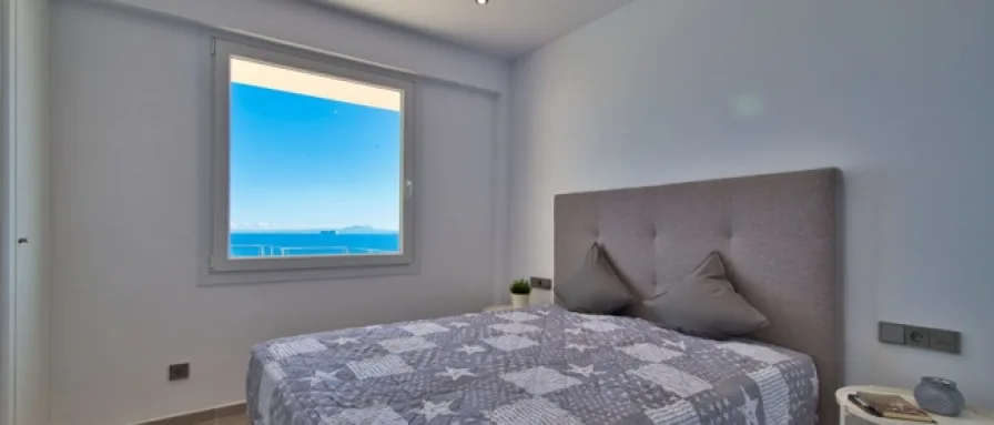 Sea-view-Bedroom-Apartment-Cala-Vinyas