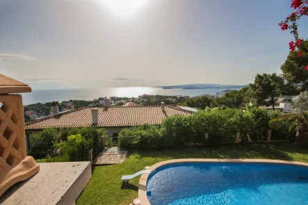  - Haus kaufen in Calvià / Portals Nous - Mallorca, schöne Villa mit Pool und phantastischem Meerblick zu verkaufen