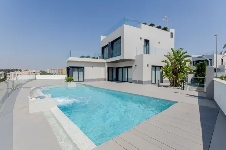  - Haus kaufen in Dehesa de Campoamor - Exklusive Villen mit 3 Schlafzimmern, 3 Bädern, 1 Gäste-WC, Dachterrasse und Privatpool nur 600 m vom Strand