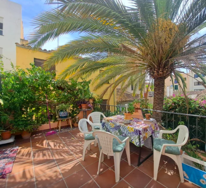  - Wohnung kaufen in Palma de Mallorca - Mallorca schönes Apartment mit Terrasse in Santa Catalina zu verkaufen