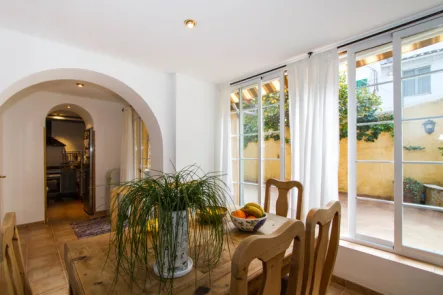  - Wohnung kaufen in Palma de Mallorca - ***Helles Apartment in Santa Catalina mit Patio***