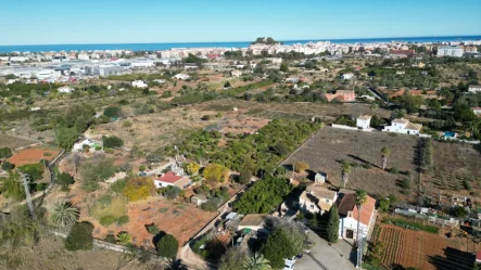  - Haus kaufen in Denia - Rustikale Finca mit Brunnen, 6200 m² Land und nahe an Denia