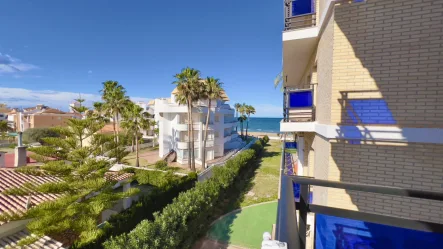  - Wohnung kaufen in Denia - Schönes Appartement direkt am Meer mit Abstellraum und Stellplatz in toller Anlage.