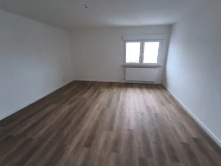 Wohnzimmer - Wohnung mieten in Hachenburg - Schöne renovierte Obergeschosswohnung in Hachenburg zu vermieten!