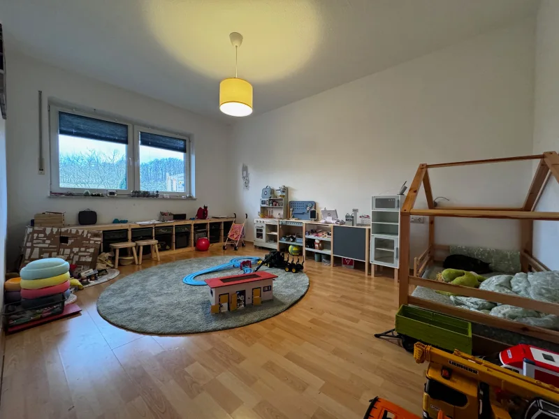 Kinderzimmer im EG