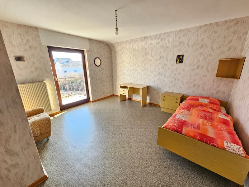 Schlafzimmer DG