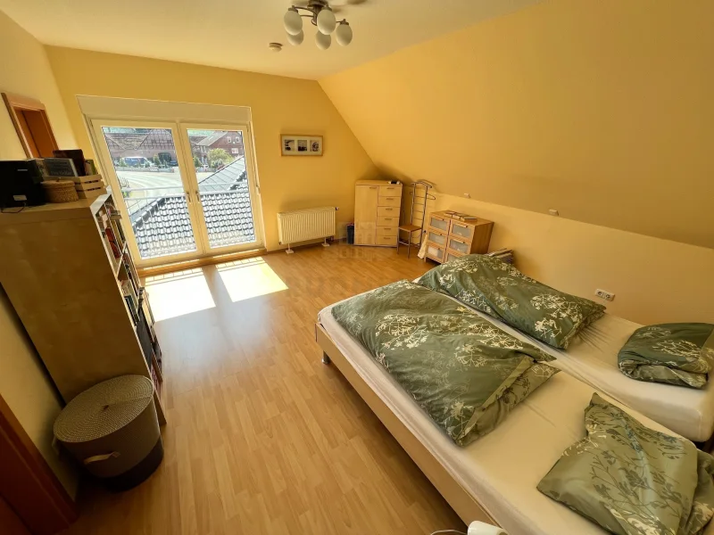 Schlazimmer mit 2 Ankleidezimmern / Wohnung 2 