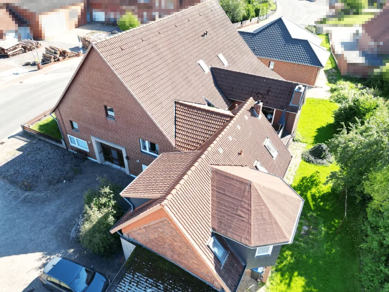 Luftaufnahme 1 - Haus kaufen in Suthfeld - RUDNICK bietet: PROVISIONSFREI für den Käufer... Tolles 2 Familienhaus mit viel Platz