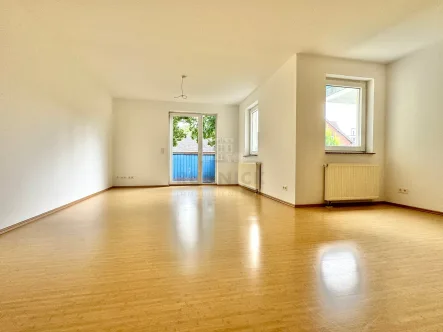 Wohn-/ Esszimmer - Wohnung kaufen in Hannover - RUDNICK bietet: Gepflegte 3-Zimmer-Wohnung in Hannover-Stöcken