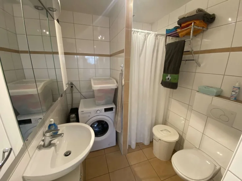 Badezimmer EG