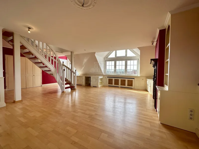 Wohnbereich - Wohnung kaufen in Wunstorf - RUDNICK bietet Maisonette-Wohnung + LIFT + BESTLAGE...