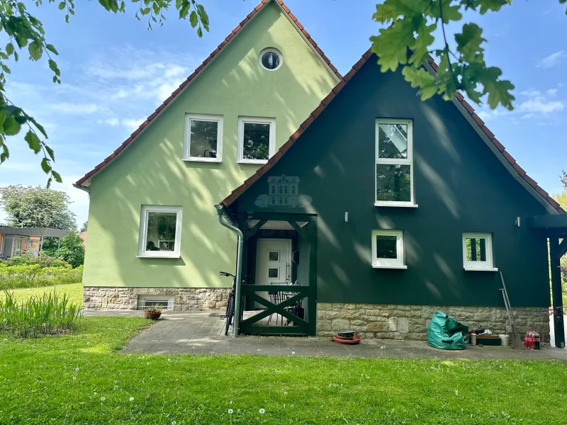 Hausansicht - Haus kaufen in Wunstorf - RUDNICK bietet SCHMUCKSTÜCK in der beliebten Wunstorfer Kernstadt