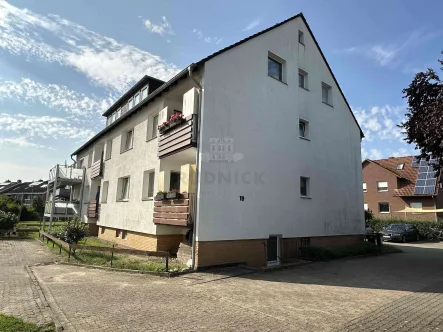 Hausansicht.jpg - Wohnung kaufen in Wunstorf / Luthe - RUDNICK bietet RENDITE oder LEBENSQUALITÄT: 3-Zimmer-Wohnung für Anleger und Selbstnutzer