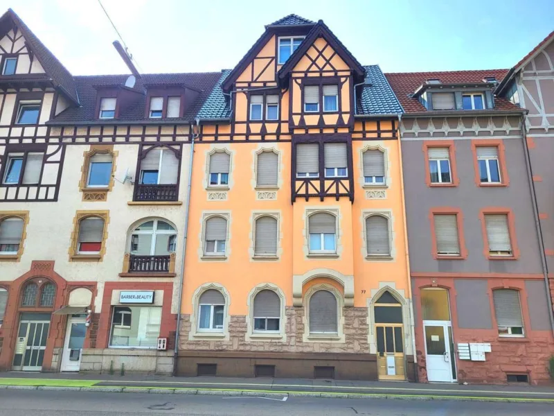 Objektansicht - Haus kaufen in Offenburg - +++ gepflegtes 5-Familienhaus in Stadtnähe mit EBK und Balkonen +++