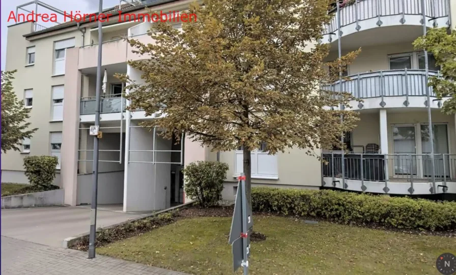 Hausansicht - Wohnung kaufen in Ludwigshafen-Ruchheim - Ruhige Lage von Ruchheim - Wohnung mit Tiefgaragenstellplatz