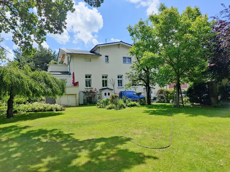 Garten - Haus kaufen in Berlin - Stilvolle Villa mit Baulandreserve im Herzen Köpenicks!