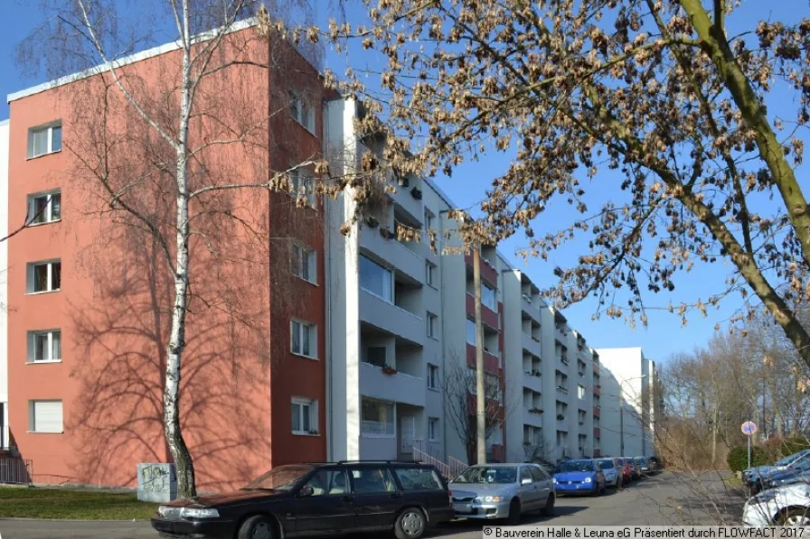 Seitenansicht - Wohnung mieten in Halle (Saale) - Sanierte Wohnung am Gimritzer Damm