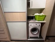 Einbauschrank mit Waschmaschine