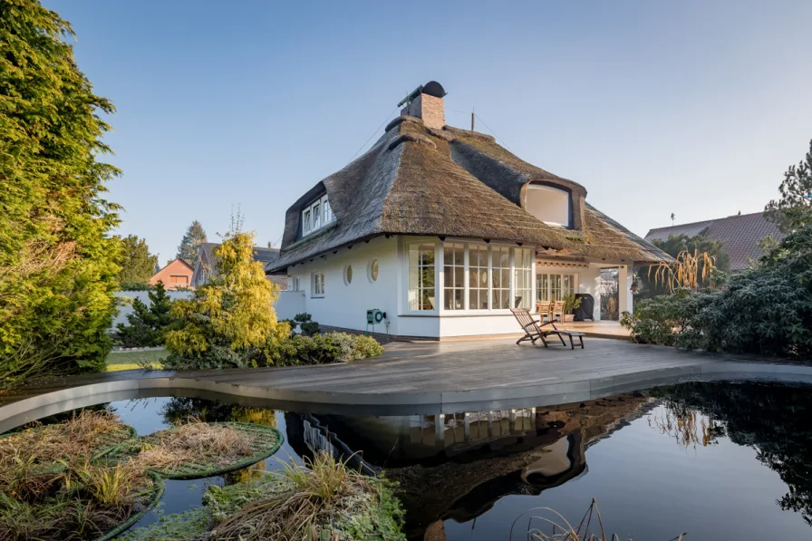 Idylle pur! - Haus kaufen in Quickborn OT Heide - *Einmalige Gelegenheit*Märchenhaftes Landhaus unter Reet vor den Toren Hamburgs