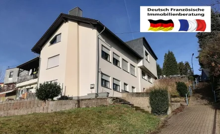 Uchtelfangen - Wohnung kaufen in Illingen / Uchtelfangen - Viel Haus für günstig – Haushälfte wartet auf große Familie in ruhiger Wohnlage