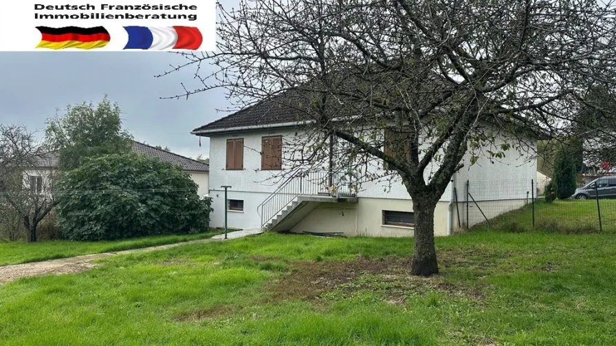 Ansicht - Haus kaufen in Kerbach - Einfamilienhaus mit großem Garten in Kerbach / Frankreich