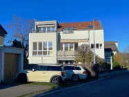 Ansicht Südseite Haus und Garage 