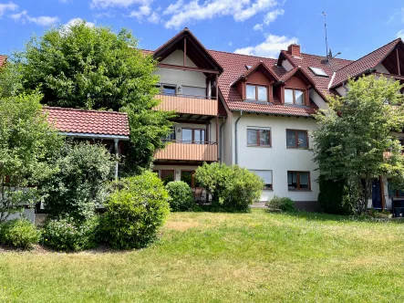 sonnige Wohnung im 1. OG - Wohnung kaufen in Pfaffenweiler - sonnige ruhig gelegene 4,5 Zimmerwohnung mit Balkon + TG-Stellplatz